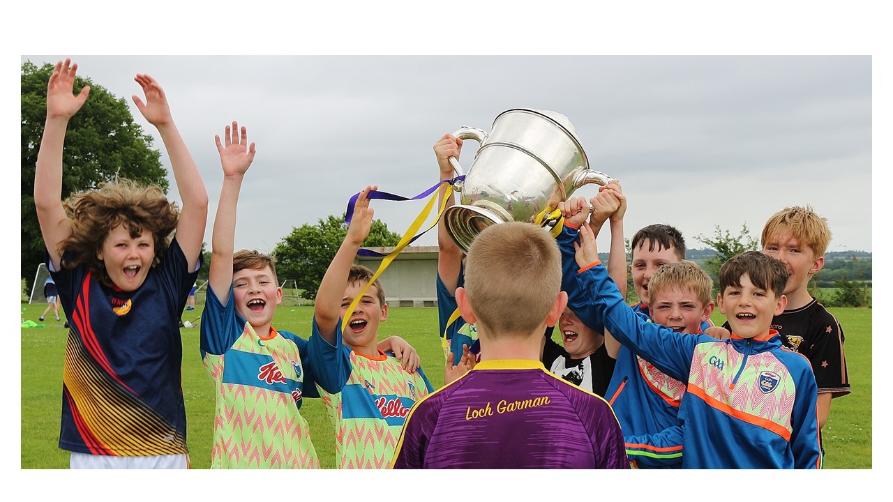 Week 2 of another big week of Kellogg’s Cúl Camps with another special appearance from the Bob O’Keeffe Cup